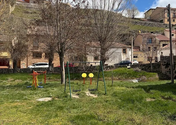 Casa Felipa Holiday home Castroserna de Abajo